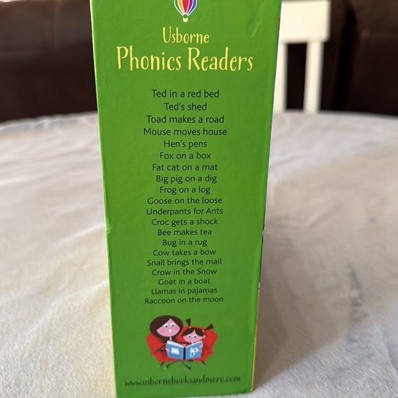 Usborne Book Phonics Reader Set of 20 Titles Engaging Kids Learning Based Series - Picture 14 of 14